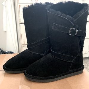 BearPaw boots size 8